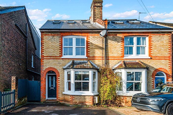 4 Bedroom Semi Detached House For Sale In Cornfield Road, Reigate, RH2