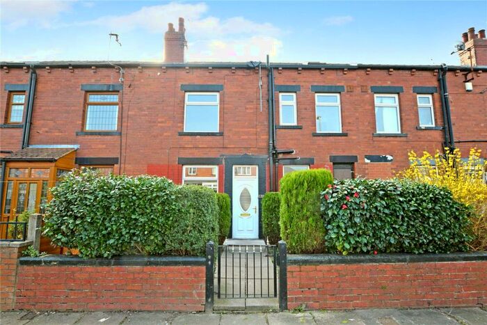 3 Bedroom Terraced House To Rent In Marsden Grove, Leeds, West Yorkshire, LS11