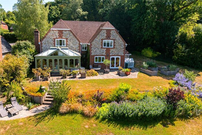 5 Bedroom Detached House For Sale In Woodway, Loosley Row, Buckinghamshire, HP27