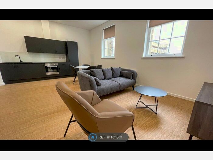 2 Bedroom Flat To Rent In Spot, Bolton, BL1