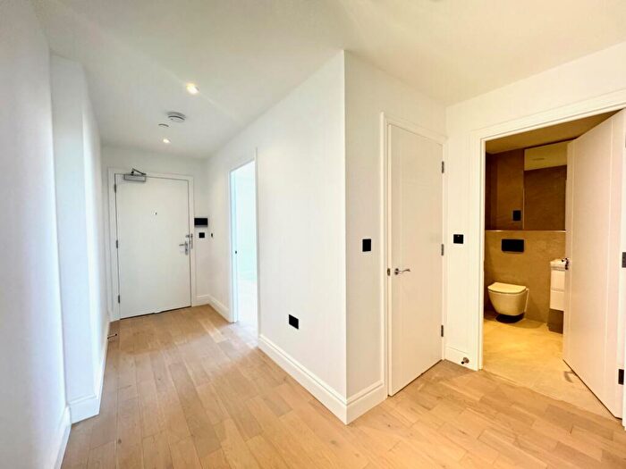 1 Bedroom Flat To Rent In High Road, Leyton, E10