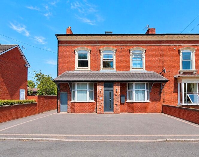 6 Bedroom Block Of Apartments For Sale In The Avenue, Acocks Green, B27