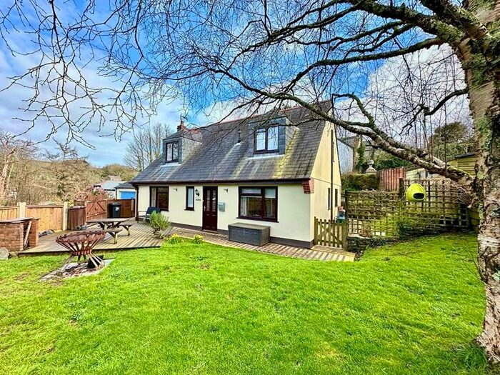 4 Bedroom Detached House For Sale In Bridge Hill, St. Columb, TR9