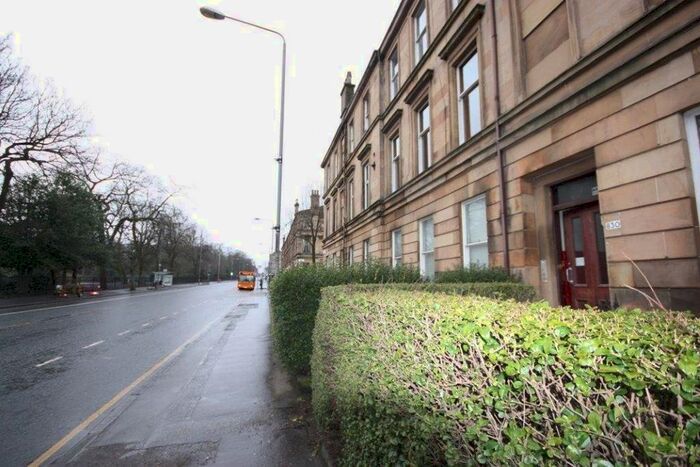 2 Bedroom Flat To Rent In Pollokshaws Road, Glasgow, G41