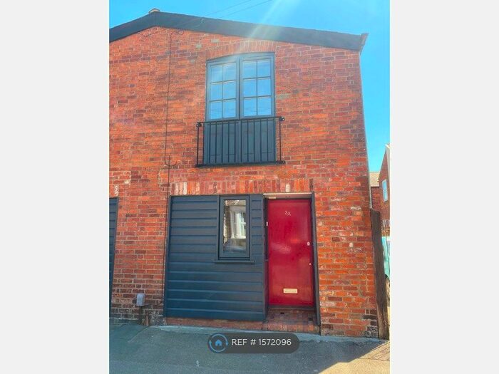 2 Bedroom Terraced House To Rent In Randolph Road, Caversham, RG1