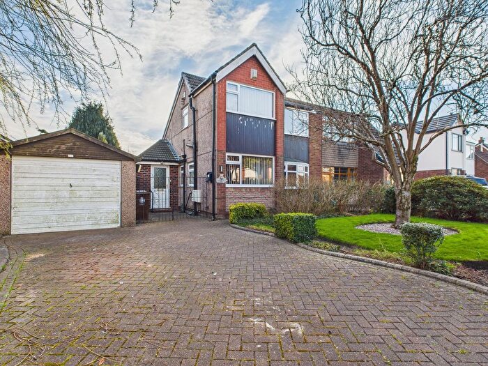 2 Bedroom Semi-Detached House For Sale In Kinross Avenue, Ashton-In-Makerfield, WN4