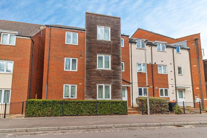 2 Bedroom Flat For Sale In Bluebell Gardens, Broughton, Milton Keynes, MK10