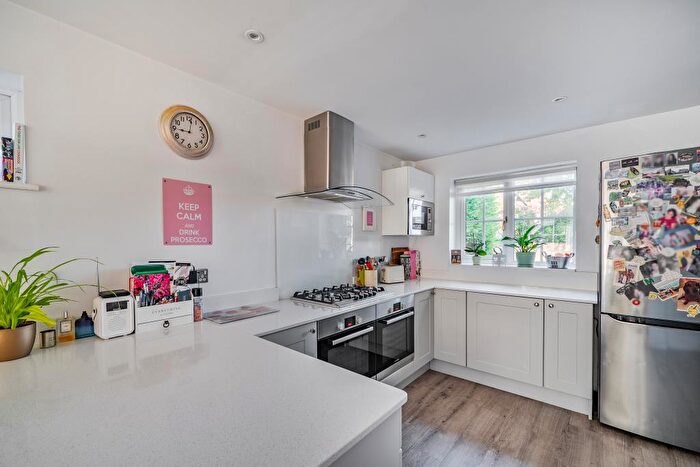 5 Bedroom Detached House For Sale In Woking, Surrey, GU22
