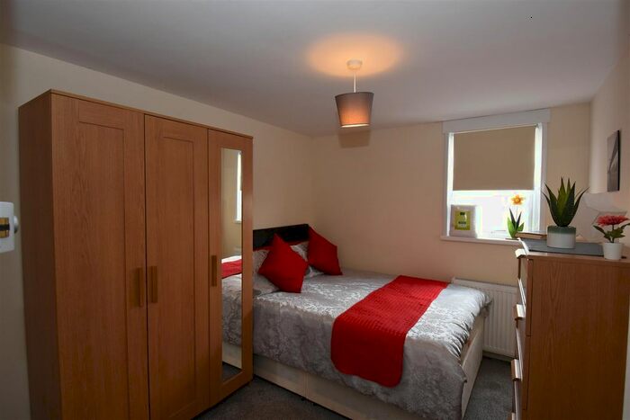 7 Bedroom Terraced House To Rent In Chichester Road, North End, Portsmouth, PO2