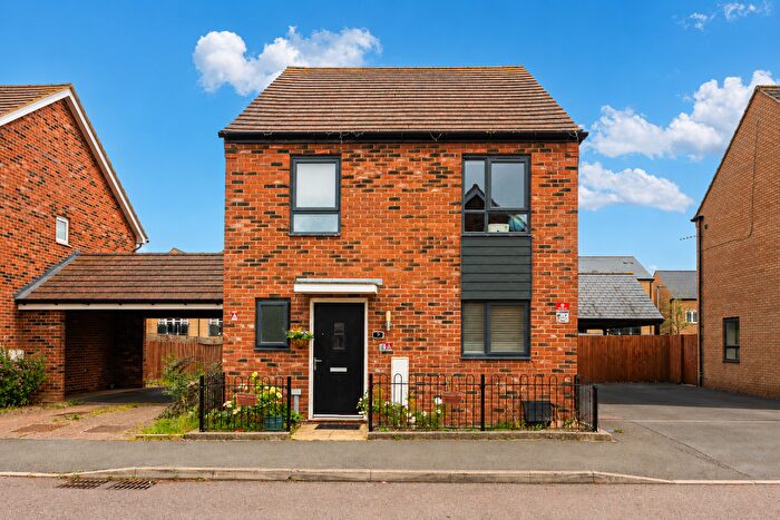 4 Bedroom Detached House For Sale In Marino Boulevard, Whitehouse, Milton Keynes, MK8