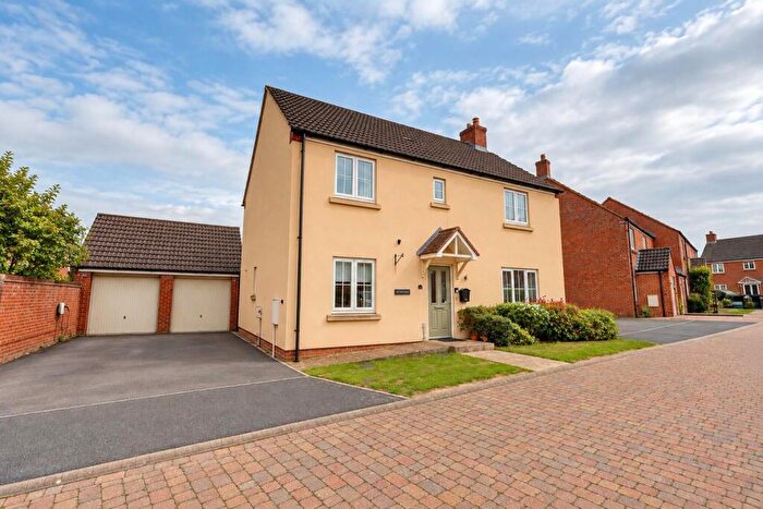 4 Bedroom Detached House For Sale In O'connor Close, Staunton, Gloucester, GL19