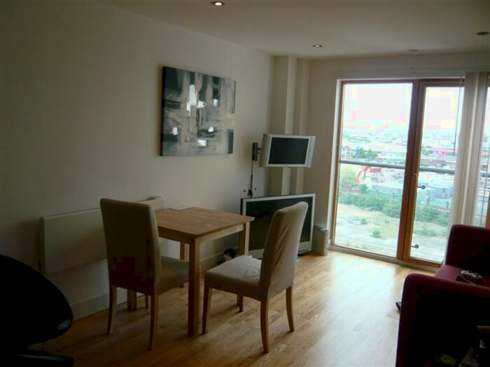 1 Bedroom Apartment To Rent In Mackenzie House Clarence Dock, LS10