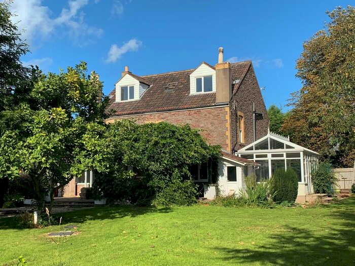 5 Bedroom Detached House To Rent In Yate Road, Iron Acton, BS37