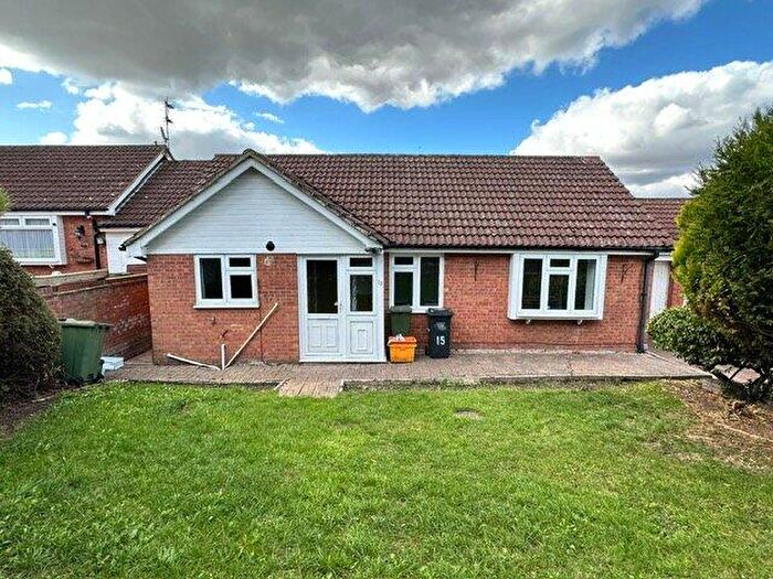 3 Bedroom Semi-Detached House To Rent In Lenham Way, Basildon, SS13