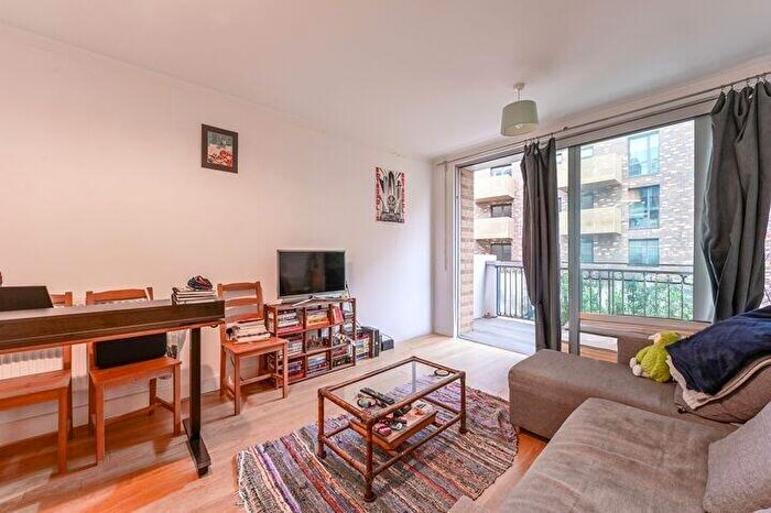 1 Bedroom Flat For Sale In Nelson Walk, London, E3