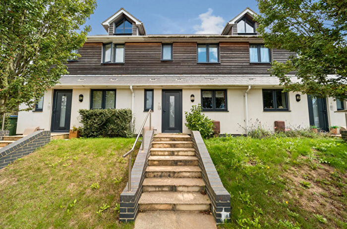 2 Bedroom Terraced House For Sale In Shripney Road, Bognor Regis, West Sussex, PO22