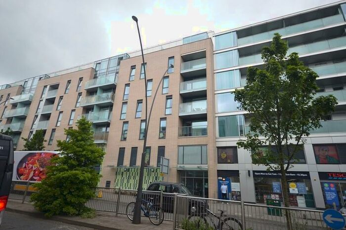 2 Bedroom Flat To Rent In Station Approach, Epsom, Surrey., KT19