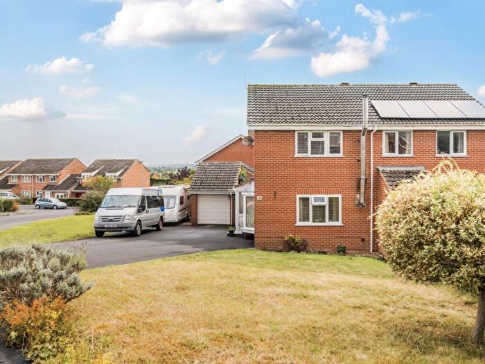 3 Bedroom Semi-Detached House For Sale In Actis Road, Glastonbury, BA6