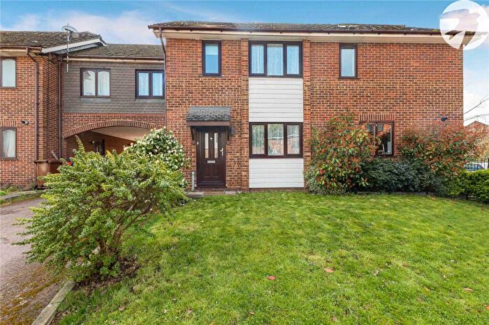 2 Bedroom Terraced House For Sale In Brissenden Close, Upnor, Rochester, Kent, ME2