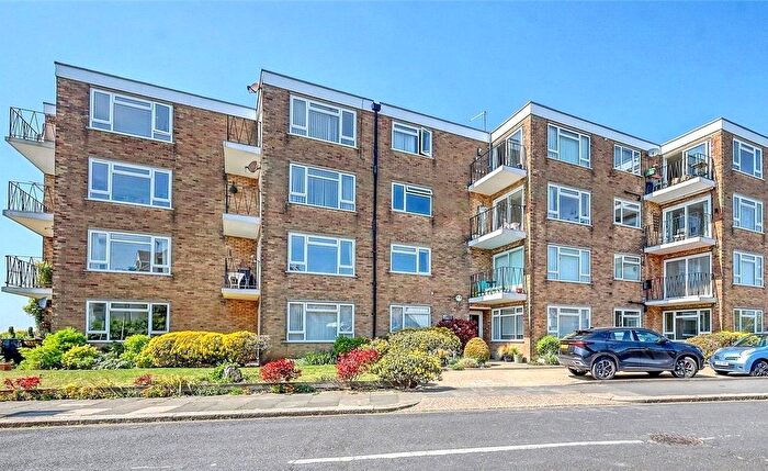 2 Bedroom Flat For Sale In Estuary Lodge, Eastern Esplanade, Thorpe Bay, SS1