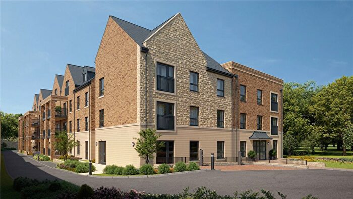 2 Bedroom Flat For Sale In Barley Ridge Gardens, Priory Road, Stamford, PE9