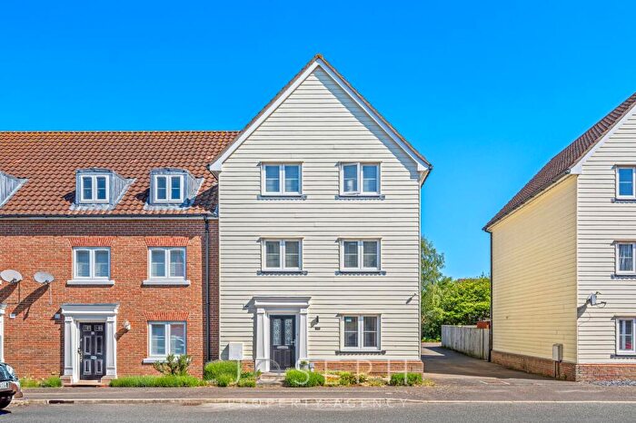 4 Bedroom Town House For Sale In Meadow Crescent, Purdis Farm, IP3