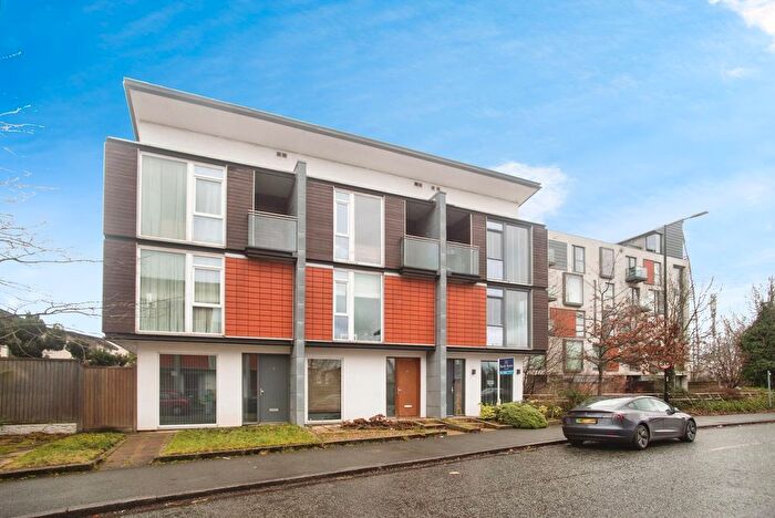 3 Bedroom Town House For Sale In Rylance Street, Manchester, Greater Manchester, M11