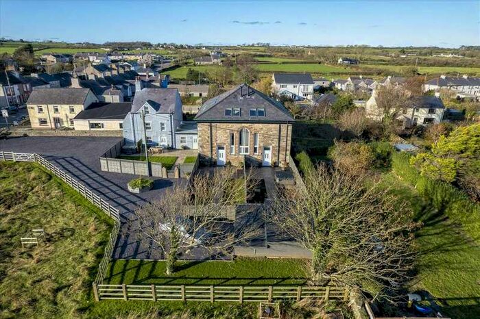 4 Bedroom Semi-Detached House For Sale In Capel Sardis, Malltraeth, Malltraeth Isle Of Anglesey, LL62