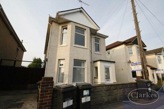 6 Bedroom Detached House To Rent In Columbia Road, Ensbury Park, BH10