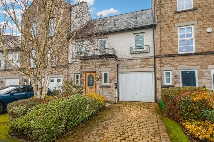 4 Bedroom Terraced House For Sale In Whinlatter Drive, Kendal, LA9