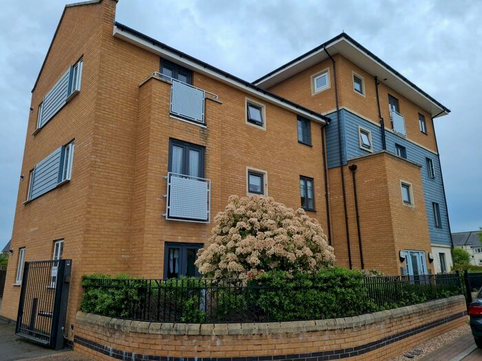 2 Bedroom Flat To Rent In Spring Avenue, Hampton Vale, PE7