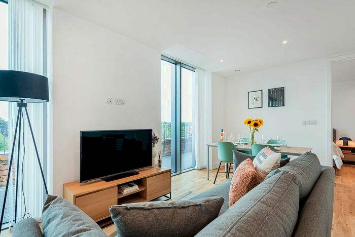 2 Bedroom Flat To Rent In Queens Road, Reading, RG1