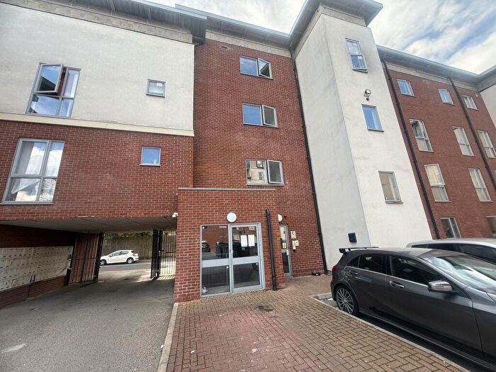1 Bedroom Apartment To Rent In St. Crispins Court, Mansfield, NG18