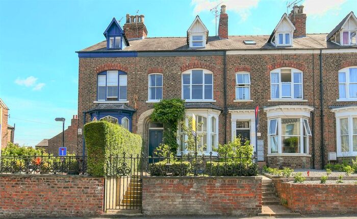 4 Bedroom Terraced House To Rent In Bishopthorpe Road, York, YO23