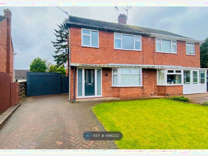 3 Bedroom Semi-Detached House To Rent In Welbeck Road, Radcliffe-On-Trent, Nottingham, NG12