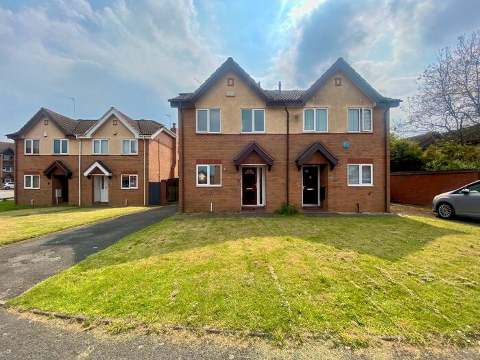 2 Bedroom Property To Rent In Gamekeepers Drive, Worcester, WR4