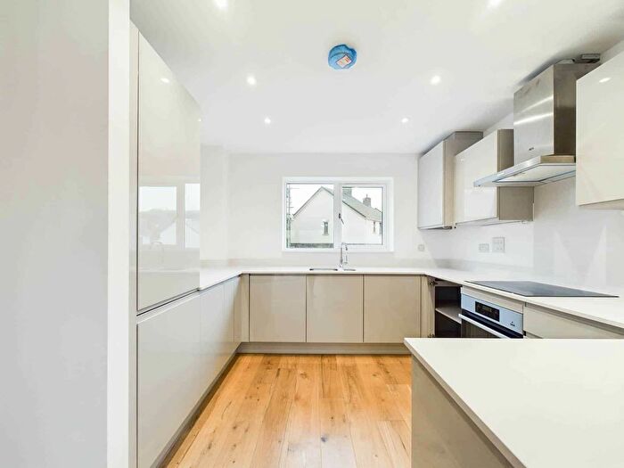 1 Bedroom Flat For Sale In Aggett Street, Kingskerswell, Newton Abbot, TQ12