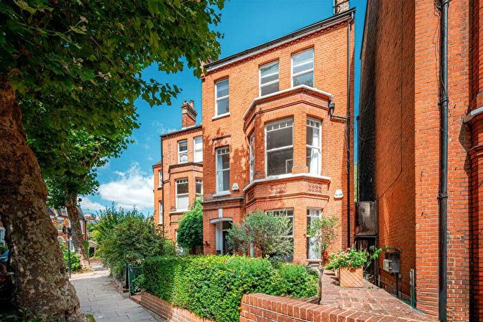 5 Bedroom House To Rent In Heath Hurst Road, Hampstead, NW3