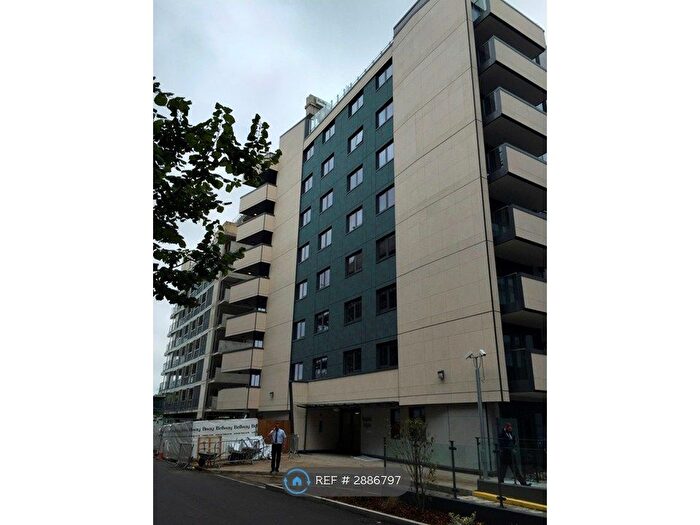 1 Bedroom Flat To Rent In Kingfisher Heights, London, N17