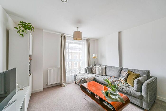 2 Bedroom Flat For Sale In Trevelyan Road, Tooting, London, SW17