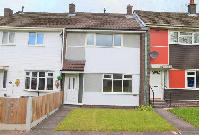 2 Bedroom Town House To Rent In Hillcott Walk, Longton, Stoke-On-Trent, ST3