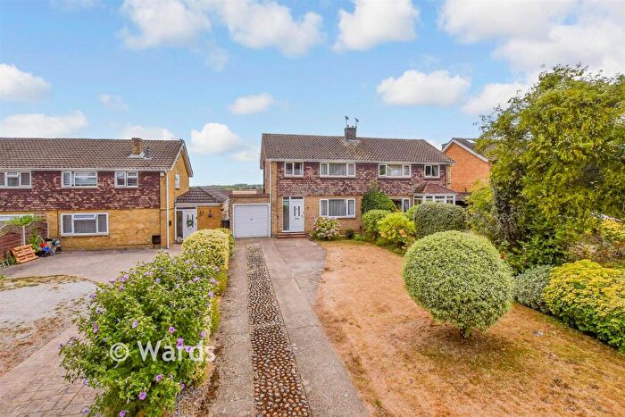 3 Bedroom Semi-Detached House For Sale In Gatland Lane, Maidstone, Kent, ME16