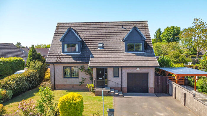 4 Bedroom Detached House For Sale In Post Box Road, Birkhill, Dundee, DD2