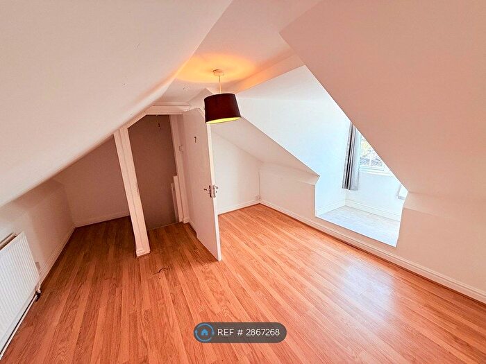 6 Bedroom Terraced House To Rent In Ashley Terrace, Bath, BA1