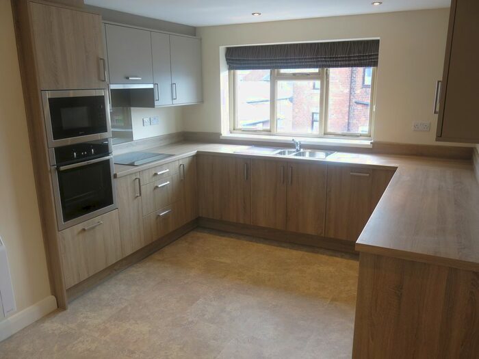 2 Bedroom Flat To Rent In Chapel Mews, Crewe Road, Alsager, ST7