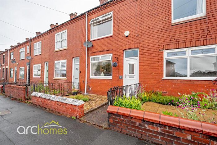 2 Bedroom Terraced House For Sale In Lodge Road, Atherton, Manchester, M46