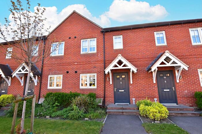 2 Bedroom Terraced House For Sale In Railway Terrace, Kings Langley, WD4