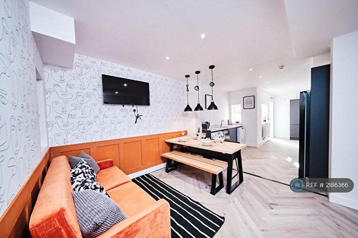 5 Bedroom Terraced House To Rent In Colchester Street, Coventry, CV1