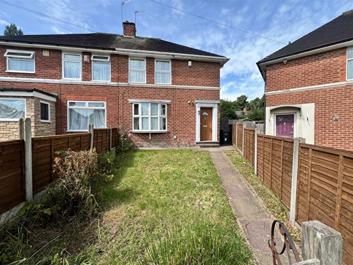 2 Bedroom House To Rent In Mayford Grove, Birmingham, B13