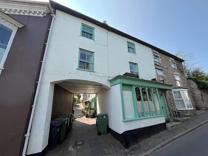 3 Bedroom House To Rent In Dolphin Street, Colyton, EX24